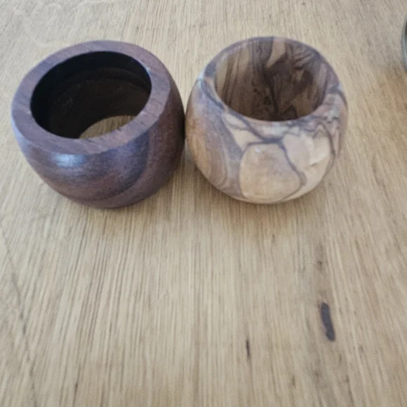 Napkin Rings Mixed Metal and Wood - Brass, Pewter, Wood - Picture 4 of 6